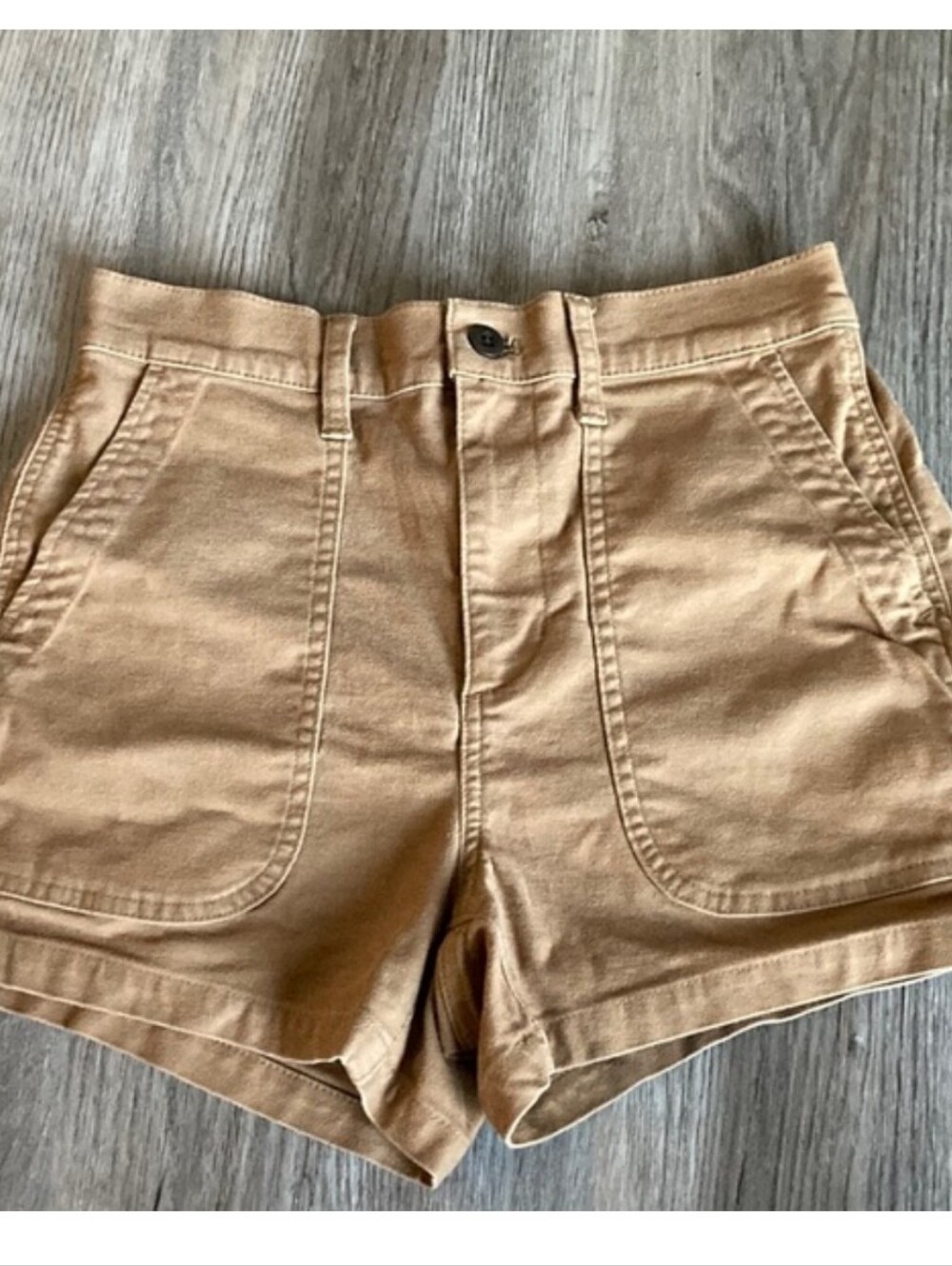 Madewell | The Perfect Vintage Fatigue Shorts in Tan - Picture 7 of 11
